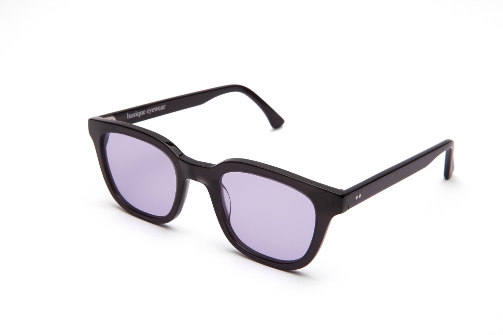 Gafas de sol de colores 5/18 by basique eyewear-Óptica Gran Vía Barcelona